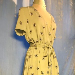 H&M lime crepe chiffon wrap dress A-line size 14